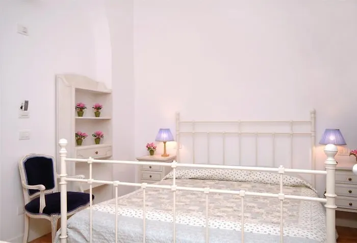 ベッド・アンド・ブレックファスト In 2*